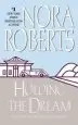 Audiobook Holding the Dream author Nora Roberts